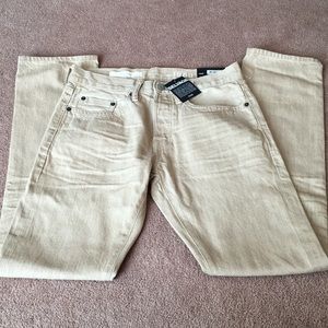 NWT GAP Slim Fit Button Fly Jeans Size 28